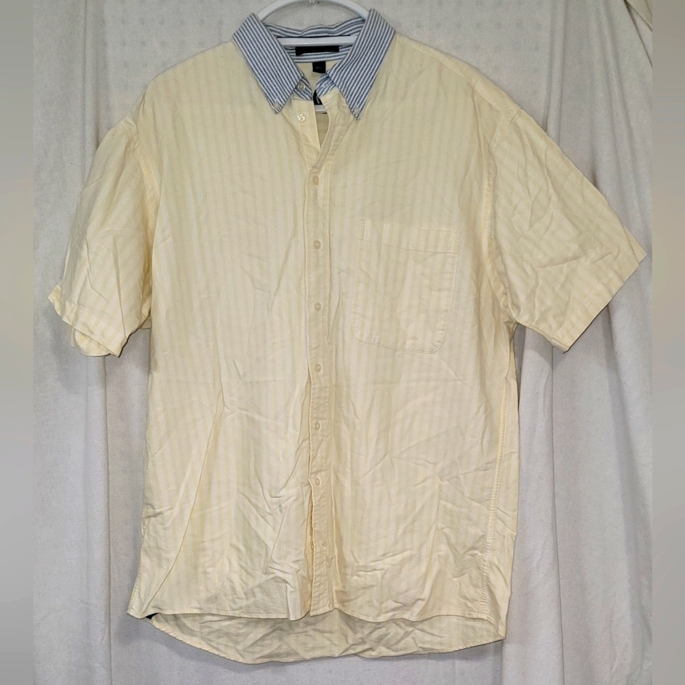 Hunt Club size 16.5 Men's Yellow Striped Shirt with Blue Striped Collar vintage
